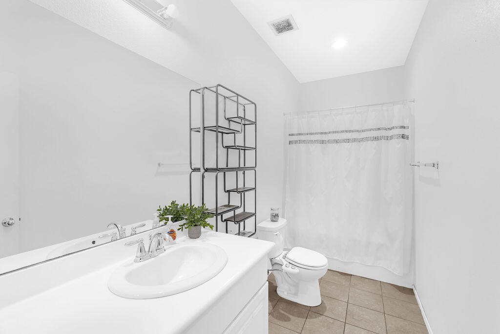 Haciendas - Residential Lease