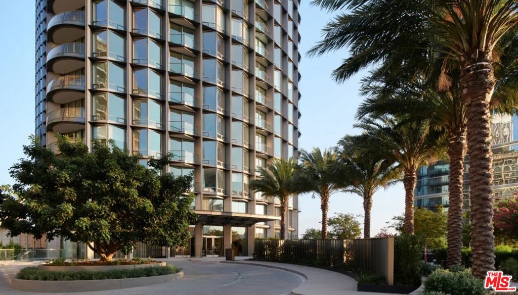 The 44-story glass tower is designed by Pei Cobb Freed and provides unparalleled panoramic views with 10-foot ceilings and floor-to-ceiling glass. Entrance to the tower is through a 24-hour Gate to the valet. The exclusive 24-hour services and amenities include a pool, 2 locker rooms, a fitness center, a spa, a screening room, a library, a game room, personal wine storage, dining rooms a pre-function room, an outdoor kitchen area for entertaining, yoga park, dog park, and 24-hour concierge and valet. Residence 23A is a three-bedroom, three-and-a-half-bathroom residence complete with a formal entry foyer that leads directly into the expansive 36' great room featuring a gas fireplace and access to the 20' terrace, offering breathtaking views from every angle. The primary bedroom features a private terrace, a closet, and an en-suite primary bathroom. For privacy, the second and third bedrooms, complete with en-suite bathrooms are opposite the primary bedroom. Combining the ultimate in privacy and distinction, this residence features a private elevator lobby.