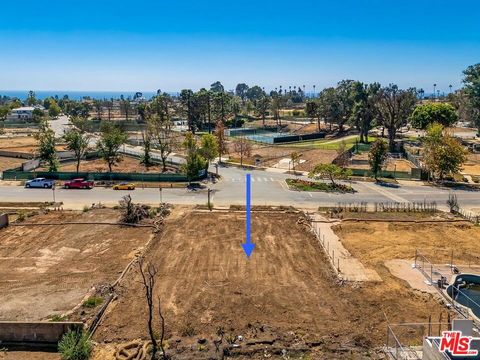 Photo of 790 Alma Real Drive, Pacific Palisades, CA 90272 (MLS # 25589153)