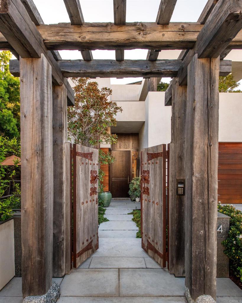 8314 Paseo Del Ocaso