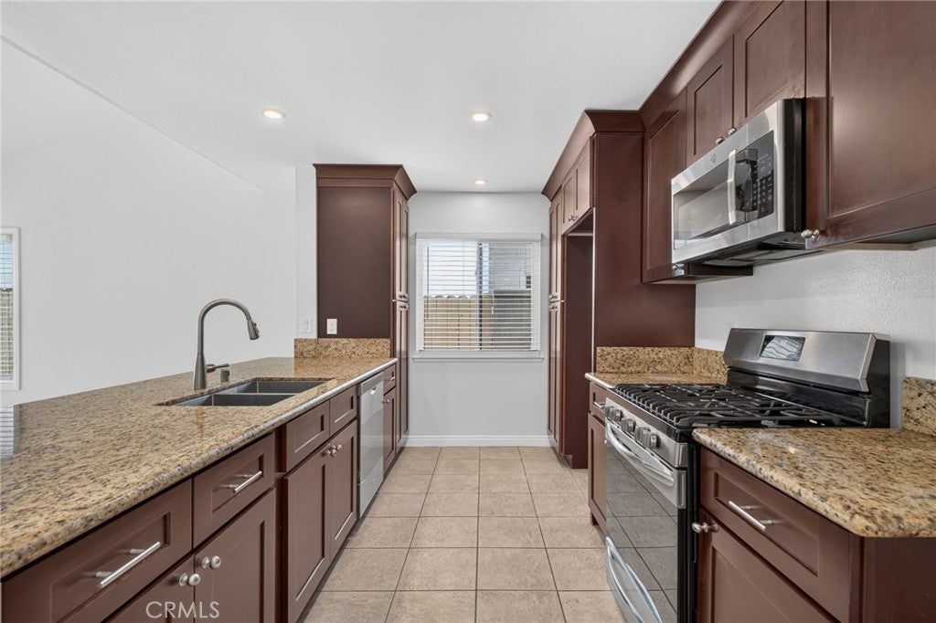 14712 Comet, Irvine CA 92604 - Photo 8