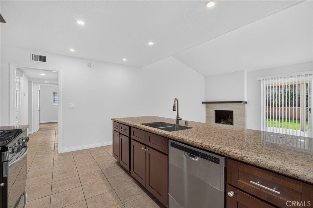 14712 Comet, Irvine CA 92604 - Photo 9