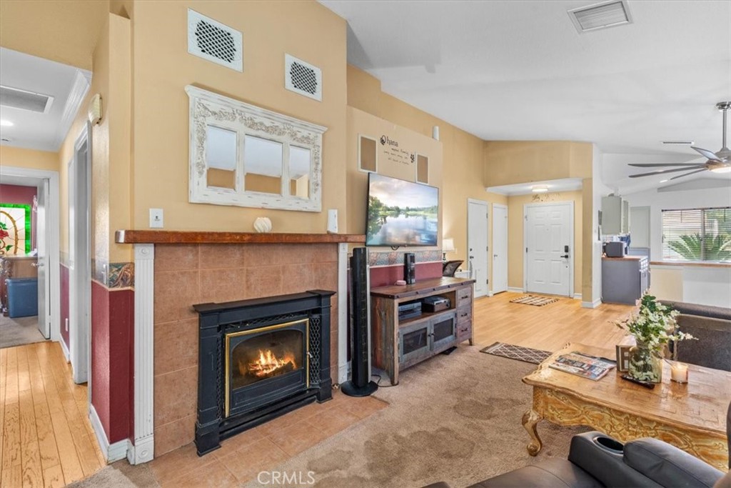 848 Pointe Vista Circle