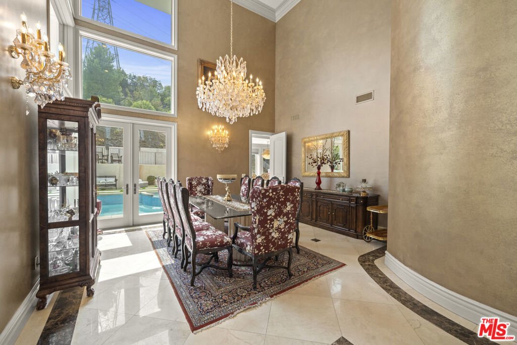3848 Vista Linda Drive