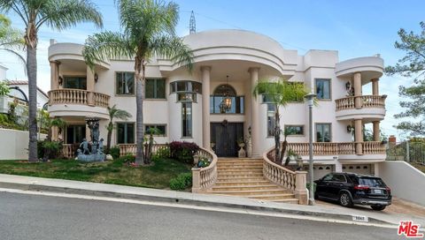 3848 Vista Linda Drive Encino CA 91316