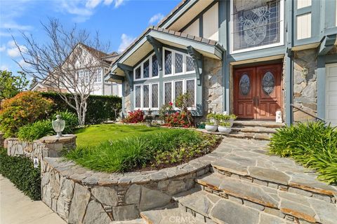 Tiny photo for 24840 Wooded Vista Vis, West Hills, CA 91307 (MLS # SR26047276)