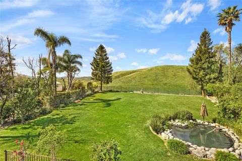 Tiny photo for 24840 Wooded Vista Vis, West Hills, CA 91307 (MLS # SR26047276)