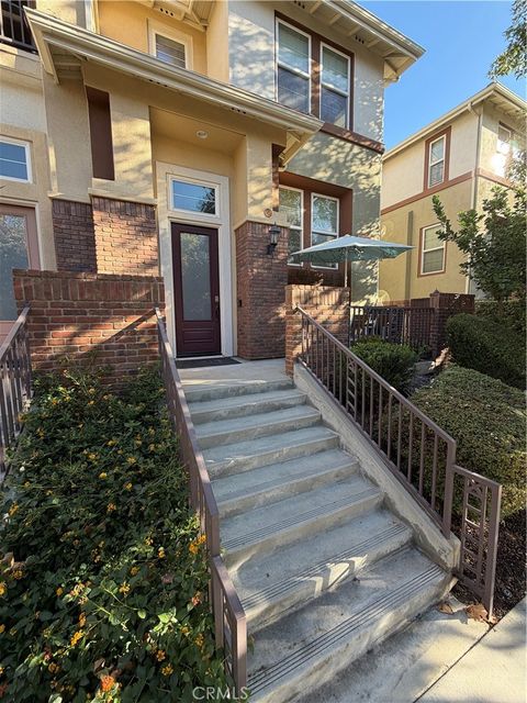 615 W 1st Claremont CA 91711