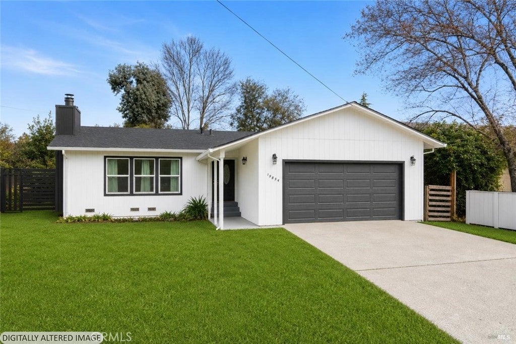 19894 Mountain Meadows South