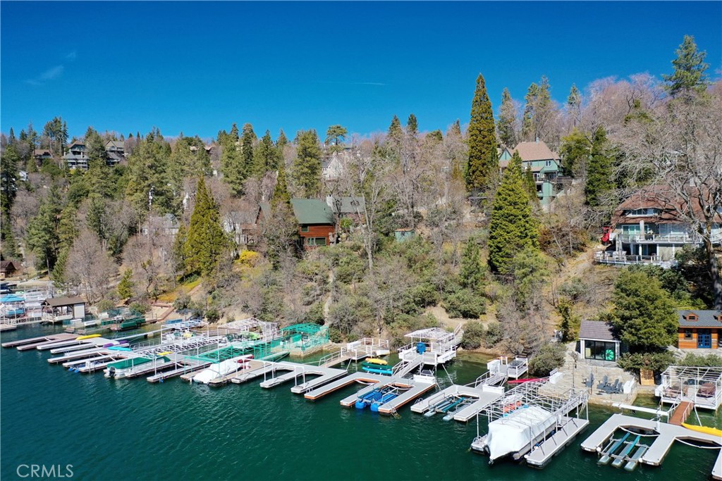 Arrowhead Woods (AWHW) - Residential