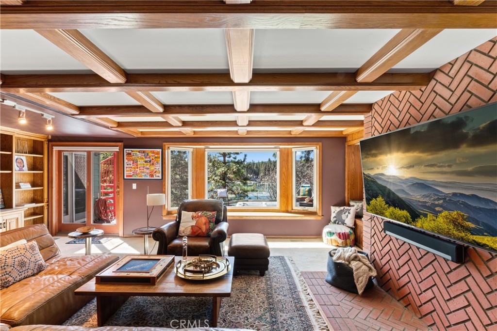 Arrowhead Woods (AWHW) - Residential