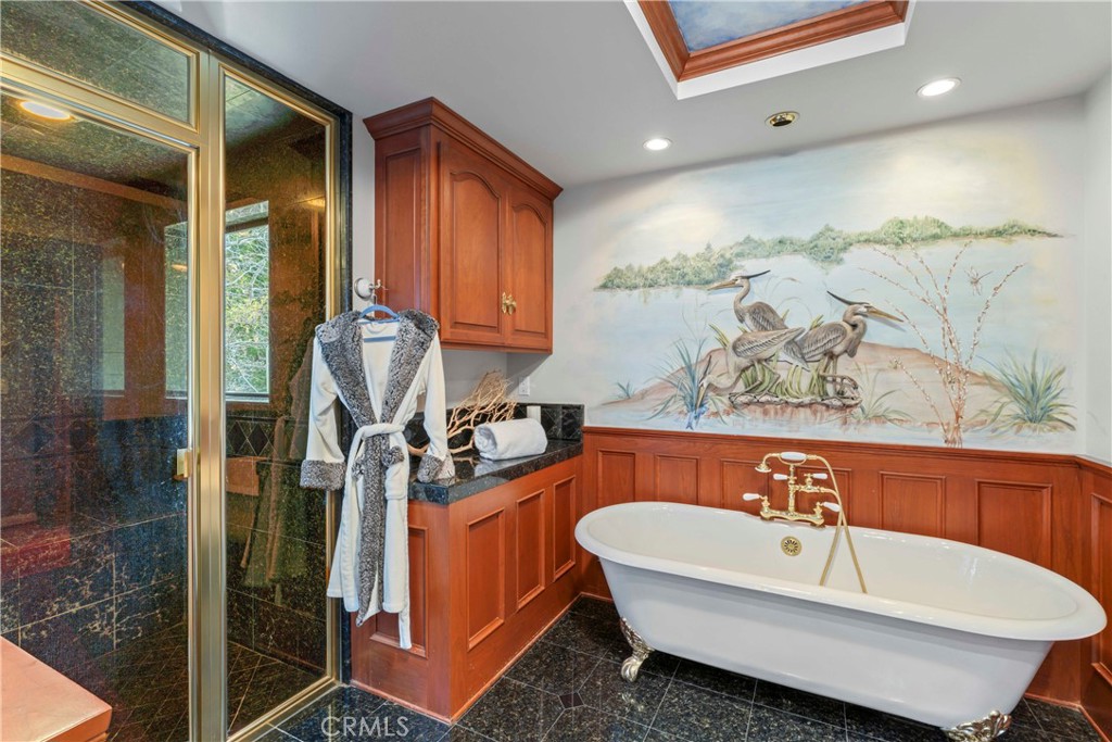Arrowhead Woods (AWHW) - Residential