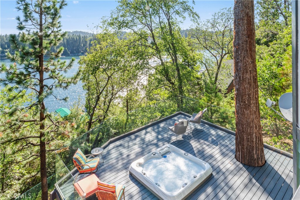 Arrowhead Woods (AWHW) - Residential