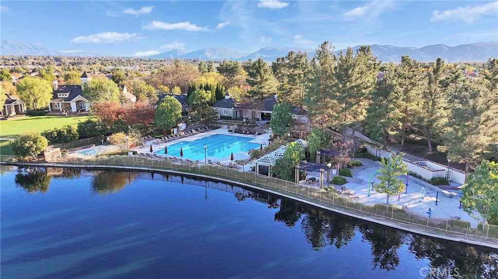 40083 Annapolis Drive