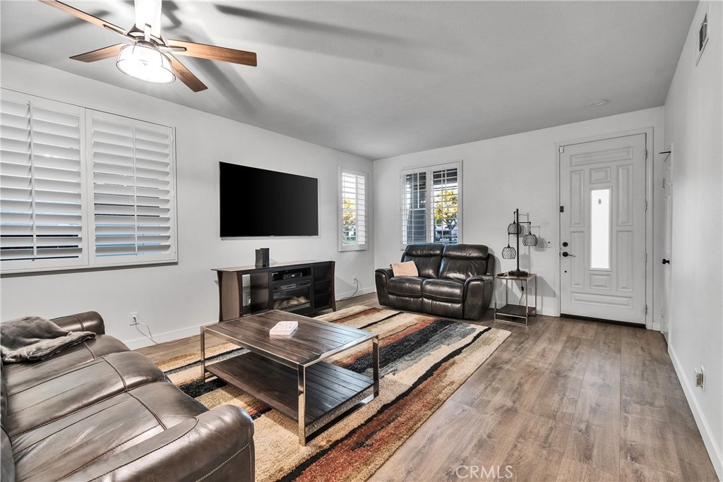 40083 Annapolis Drive