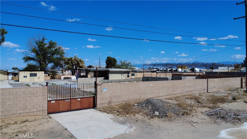 42336 5th Street E