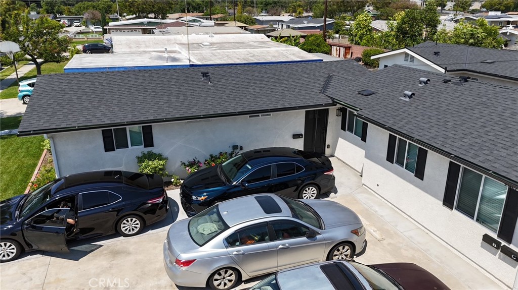 940 N Garden