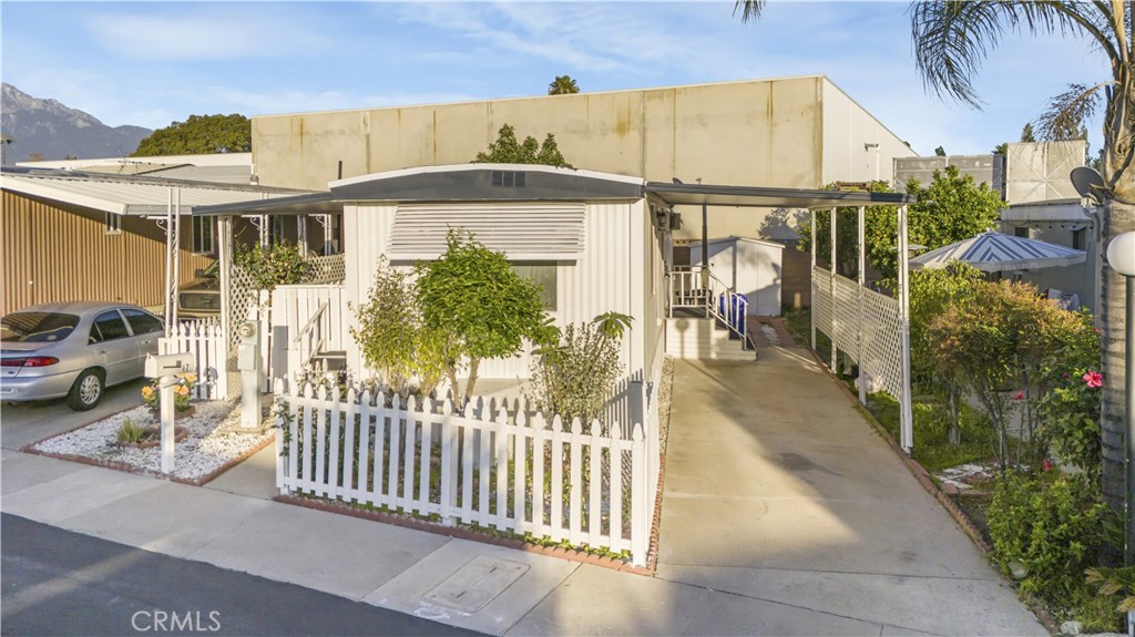 5580 Moreno Street 87