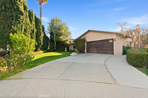 Photo of 24911 Via Santa Cruz, Mission Viejo, CA 92692 (MLS # OC26166062)