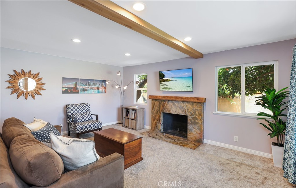 630 E Vista Del Gaviota Avenue