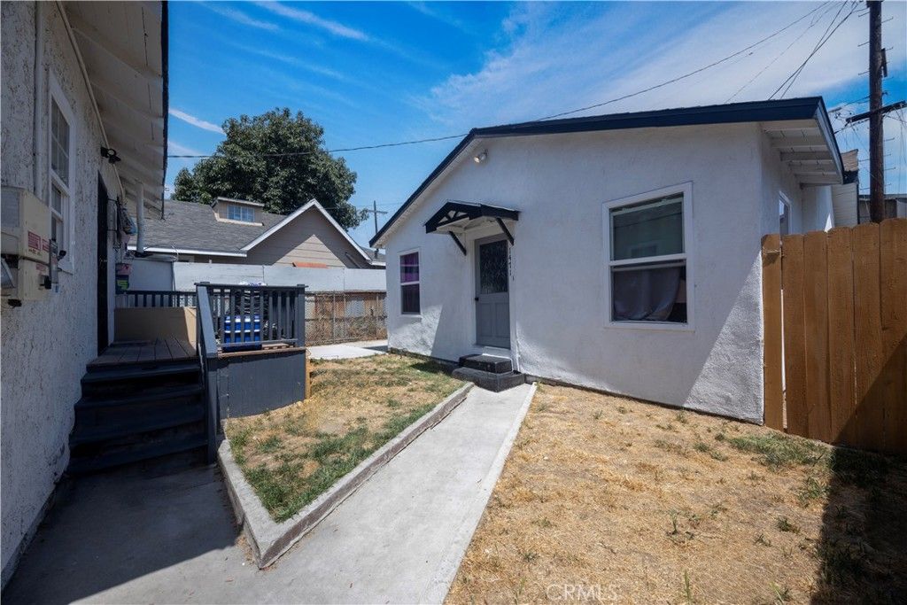 Photo of 1471 E 41 PL Pl, Los Angeles, CA 90011 (MLS # MB25232806)