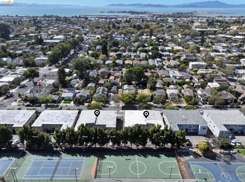 Tiny photo for 2223 Bonar St ST, Berkeley, CA 94702 (MLS # 41151589)