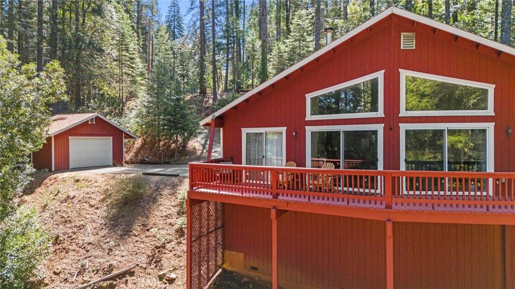 Photo of 11416 Siesta Circle, Clipper Mills, CA 95930 (MLS # OR26084315)