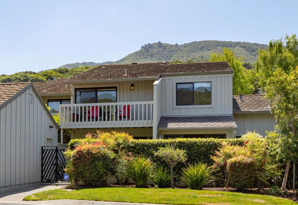 28061 Heron Court
