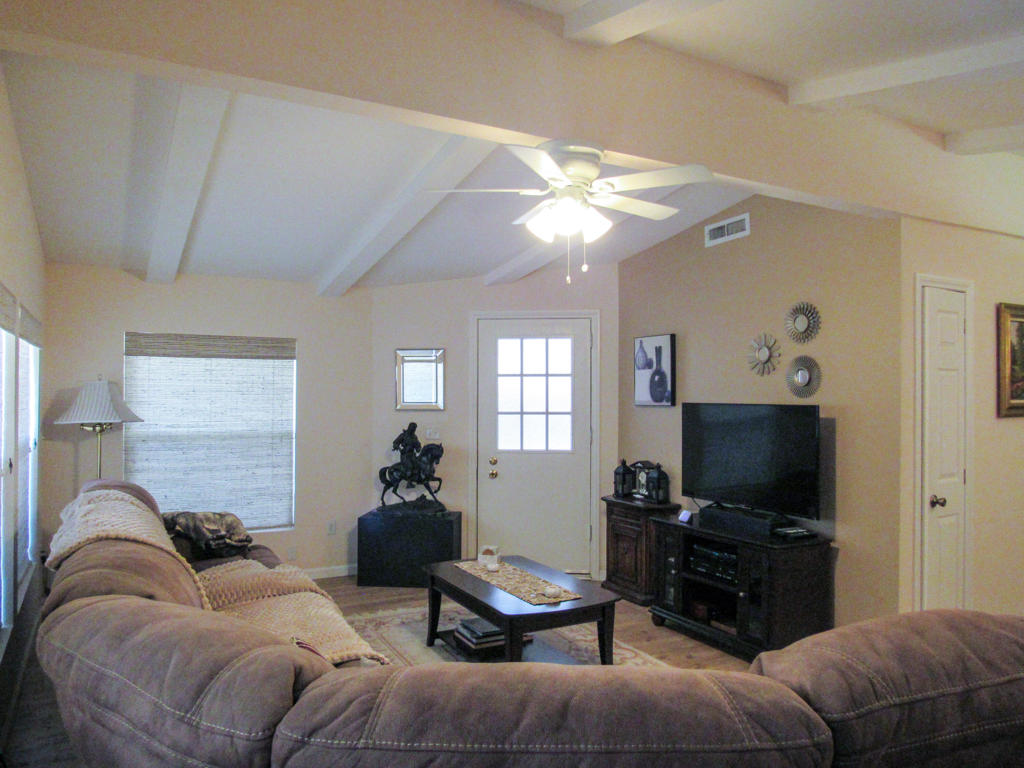 Palm Desert Greens - Manufactured In Park