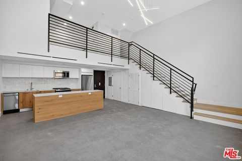 Photo of 2412 Eads Street #3, Los Angeles, CA 90031 (MLS # 25626607)