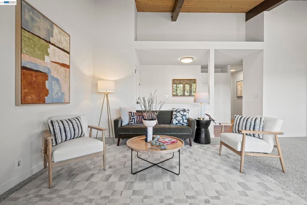 19100 Crest Ave Ave 100, Castro Valley CA 94546