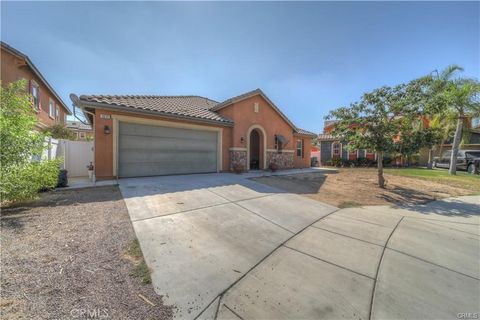 Photo of 3039 Bearberry Court, Perris, CA 92571 (MLS # SW26017113)