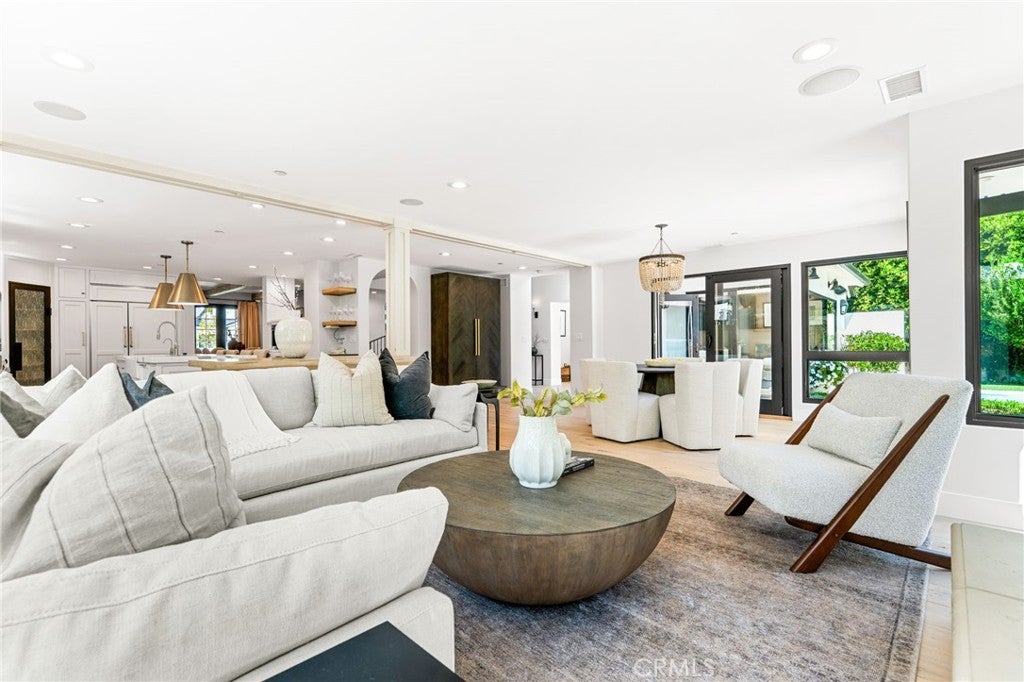 1807 Newport Hills E, Newport Beach CA 92660 - Photo 16