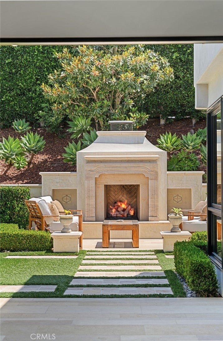 1807 Newport Hills E, Newport Beach CA 92660 - Photo 43
