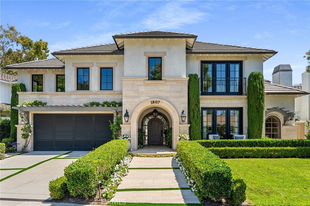 1807 Newport Hills E, Newport Beach CA 92660 - Photo 47