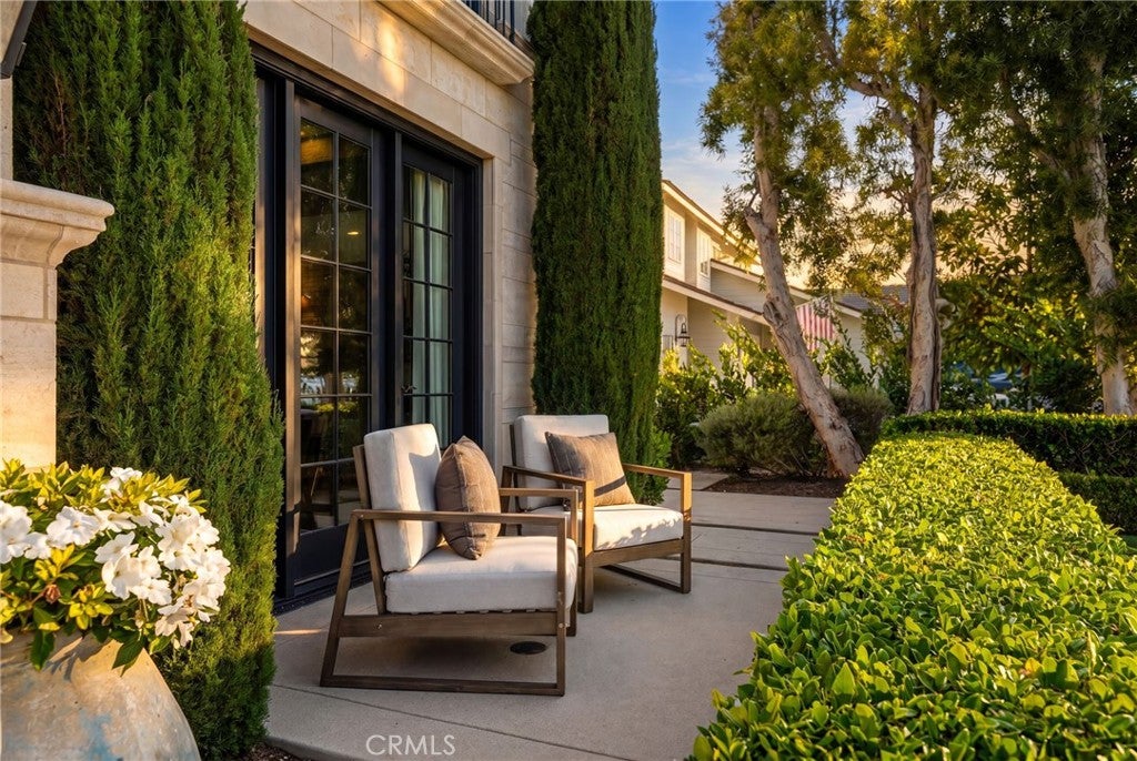 1807 Newport Hills E, Newport Beach CA 92660 - Photo 49