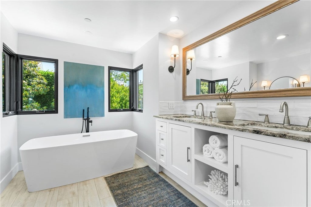 1807 Newport Hills E, Newport Beach CA 92660 - Photo 20