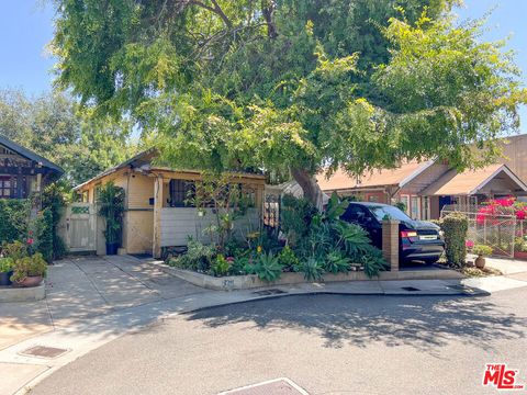 Photo of 534 Concordia Court, Pasadena, CA 91105 (MLS # 26669195)