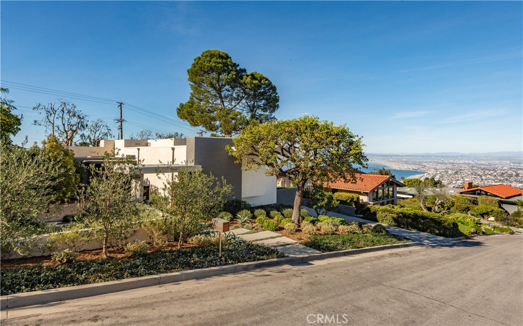 6085 Woodfern Drive