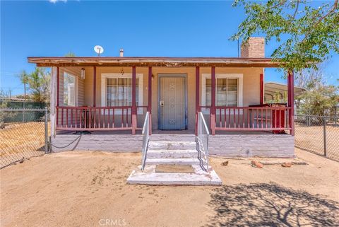 Photo of 61910 Begonia PL, Joshua Tree, CA 92252 (MLS # JT26118603)