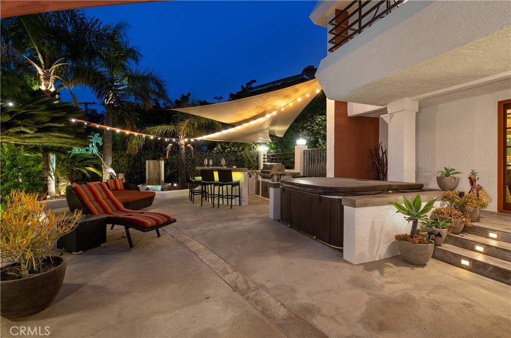 12281 Alta Panorama
