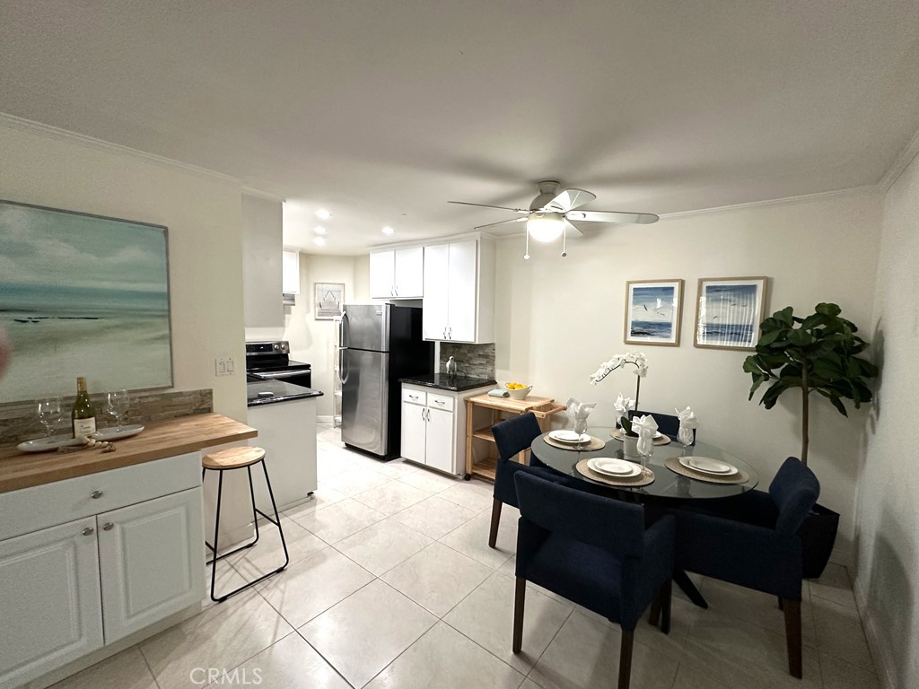 1108 Camino Real 409