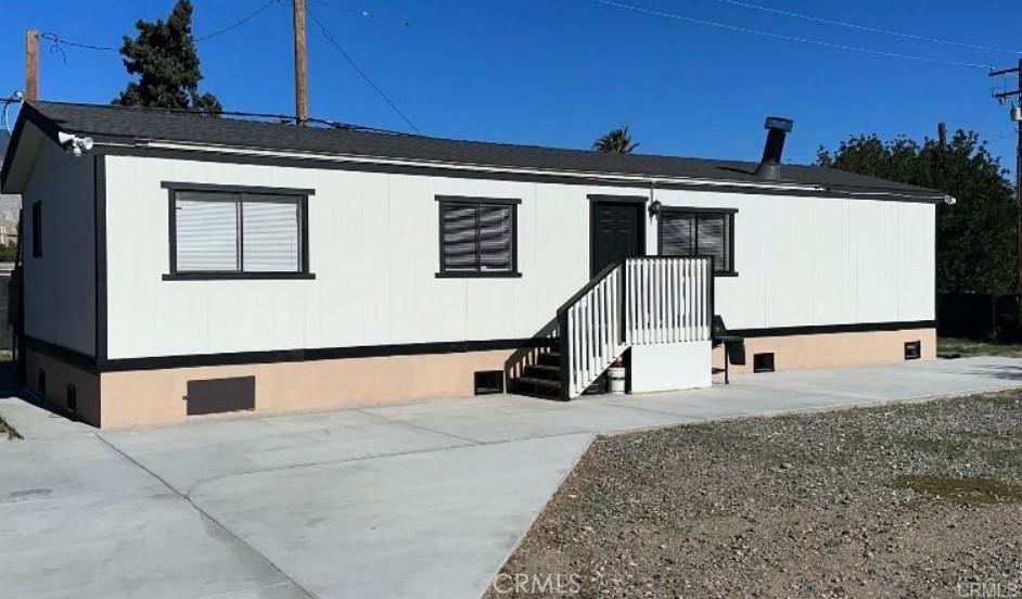 ***Pictures coming soon***
Welcome to Cabazon! Home has recently been remodeled which includes the bathrooms, newer flooring, upgraded counter tops, nearly quarter of an acre of land which includes a full fence, beautiful front gates, paved large driveway for vehicles, toys, etc. Home has central heating and cooling as well as a laundry room attached to the kitchen for your convenience. Septic has recently been serviced and certified as well! Welcome home!