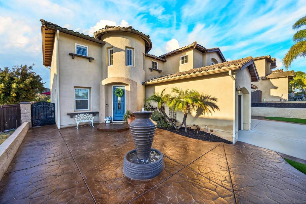 2555 N Trail