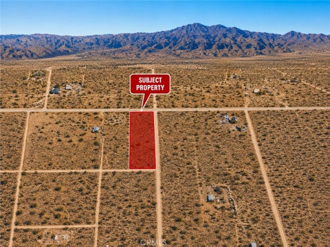 Photo of 0 Reagan Rd/Lawrence Ave, Joshua Tree, CA 92252 (MLS # SR26135309)