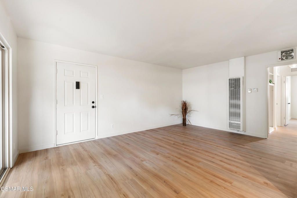 Photo of 22050 Calvert Street #10, Woodland Hills, CA 91367 (MLS # 225003712)
