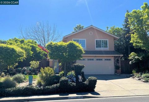 Photo of 2675 Durango Ln Ln, San Ramon, CA 94583 (MLS # 41130712)