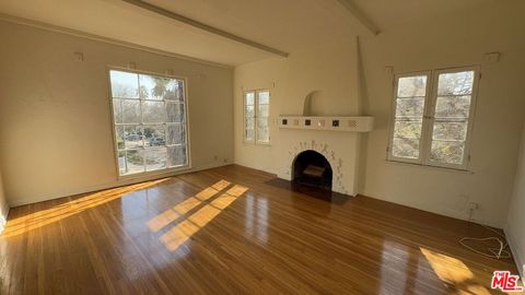 Photo of 1553 S Durango Avenue, Los Angeles, CA 90035 (MLS # 26827355)