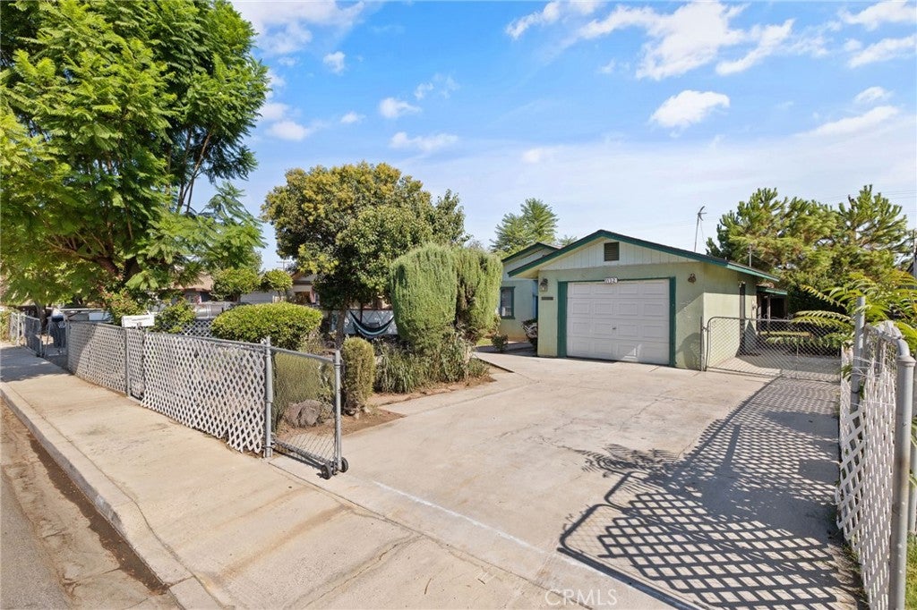 1132 W Prospect