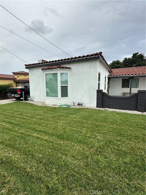 Photo of 3807 Cudahy St, Huntington Park, CA 90255 (MLS # DW25264502)
